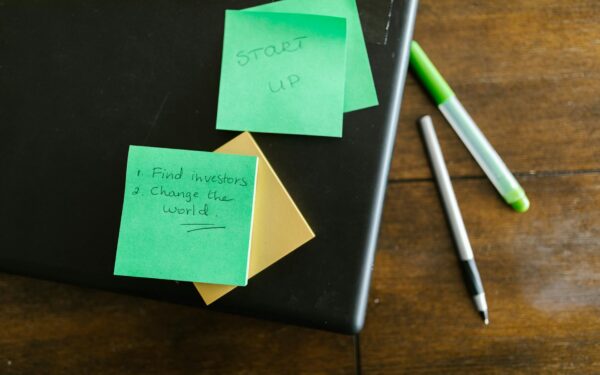 Poupança é preferida entre mulheres, mas diversificação de investimentos começa a crescer - Times Brasil | CNBC